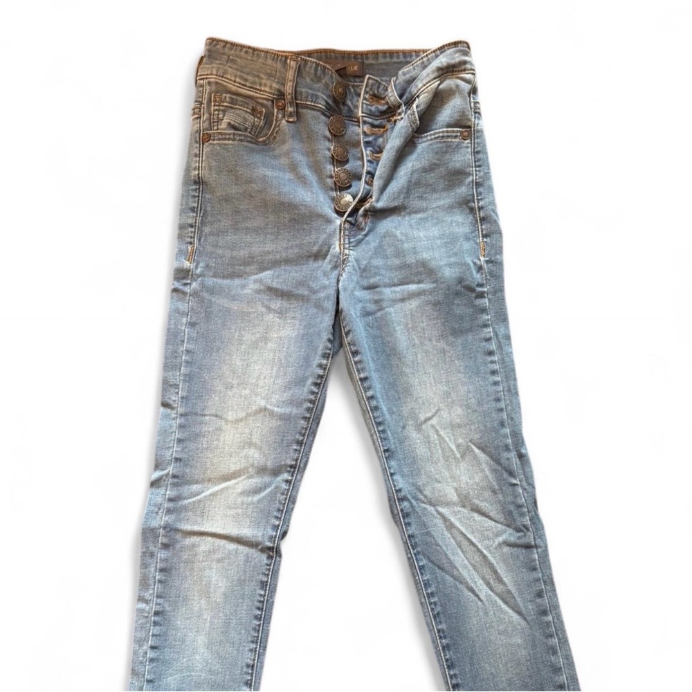 blue denim button up kendall & kylie jeans